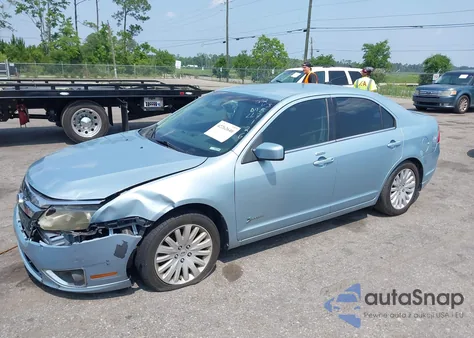 2010 Ford Fusion Hybrid из США, поврежденный, VIN 3FADP0L30AR387126